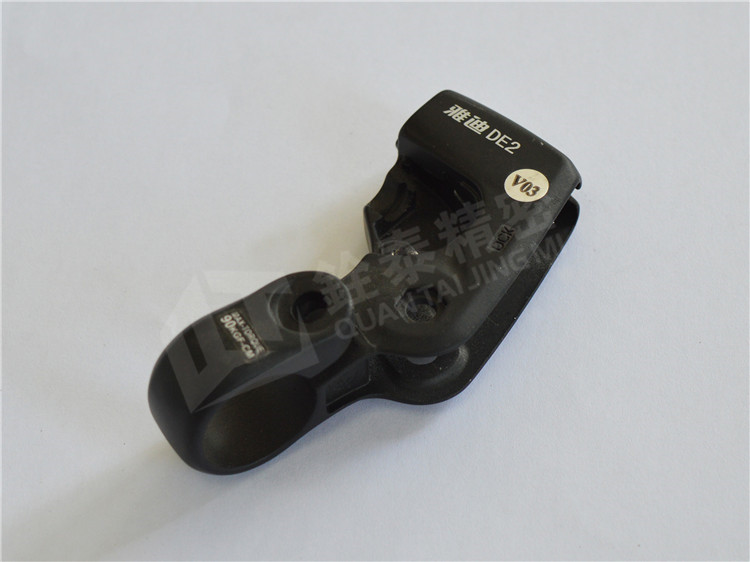 電動車轉(zhuǎn)接塊